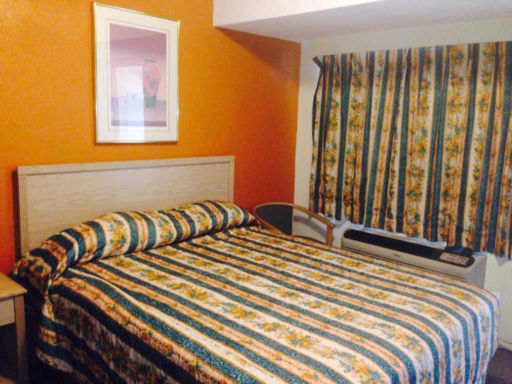 Westmorland Desert Inn الغرفة الصورة